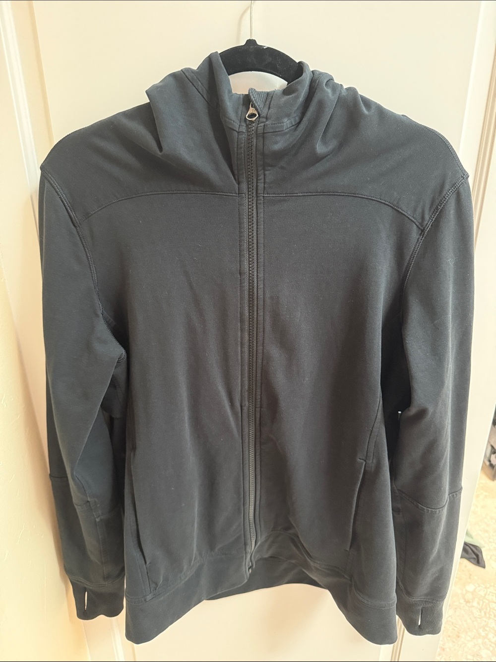 lululemon black zip up